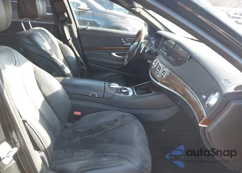 2017 Mercedes-Benz S 550 4Matic z USA, uszkodzony, nr VIN WDDUG8FB7HA300876